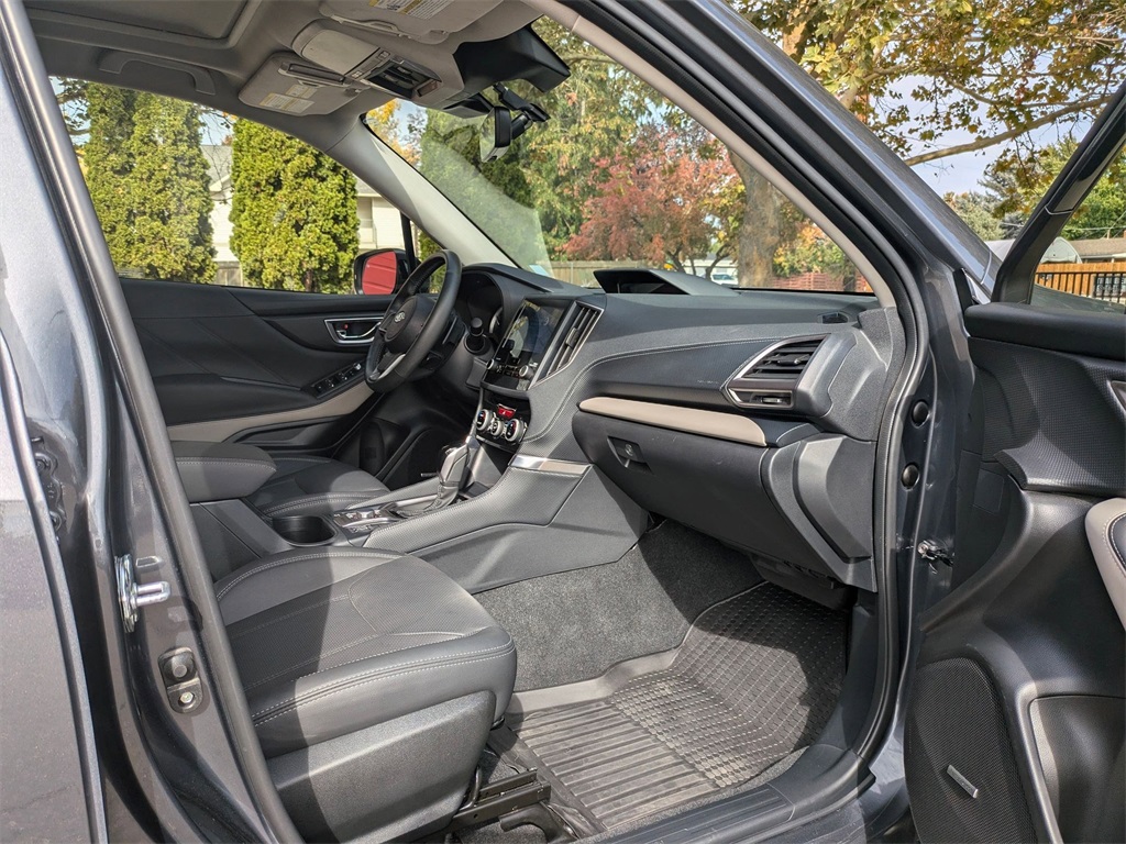 2024 Subaru Forester Limited photo 23
