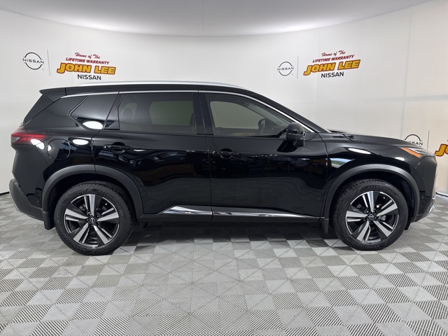 2023 Super Black Nissan Rogue Platinum FWD SUV