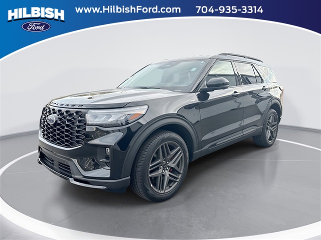 2025 Ford Explorer ST-LINE's photo