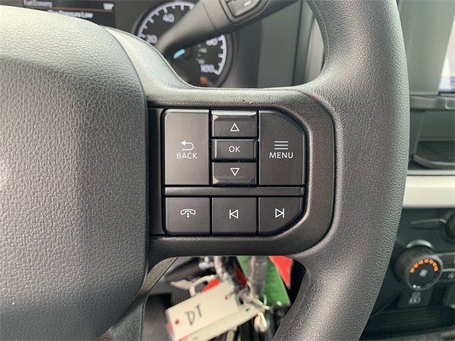 2025 Oxford White Ford Super Duty F-250 SRW XL 4X4 Truck