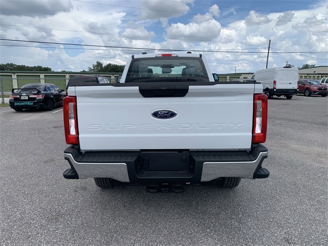 2025 Oxford White Ford Super Duty F-250 SRW XL 4X4 Truck