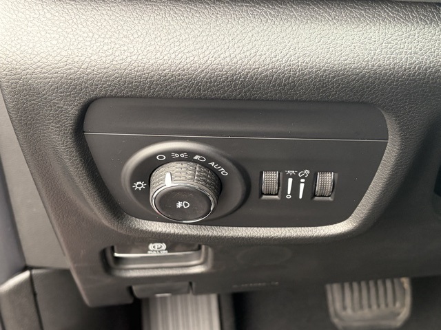 new 2025 Jeep Grand Cherokee L car, priced at $47,625