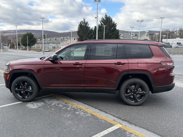 new 2025 Jeep Grand Cherokee L car, priced at $47,625