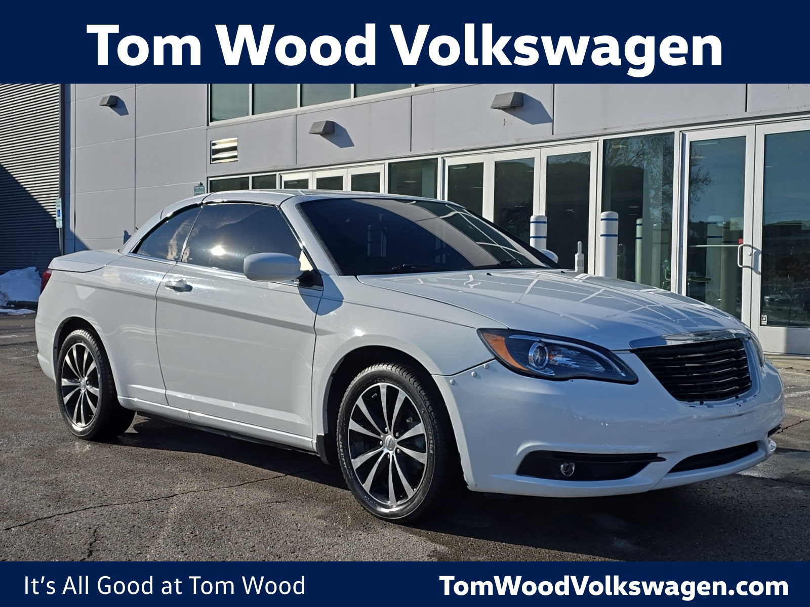 used 2011 Chrysler 200 car, priced at $8,000