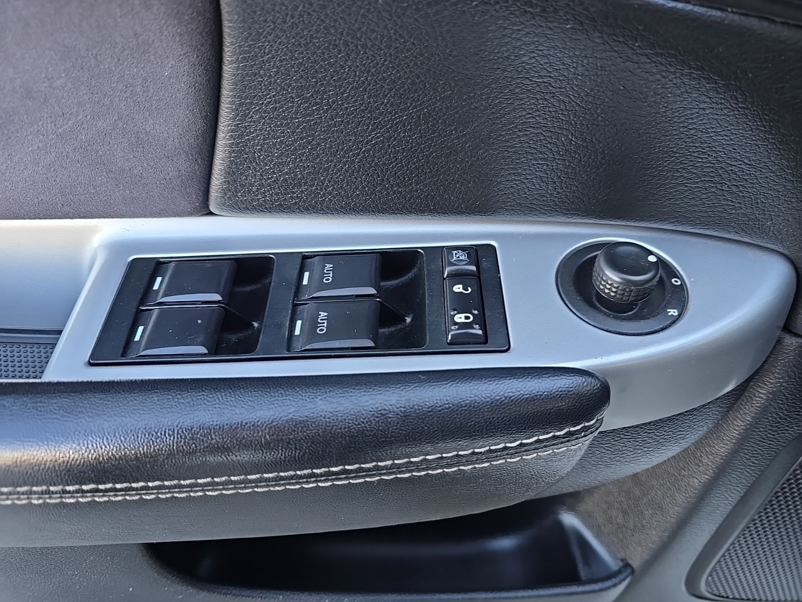 used 2011 Chrysler 200 car, priced at $6,000