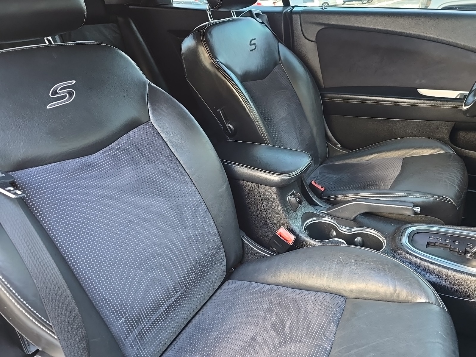 used 2011 Chrysler 200 car, priced at $6,000