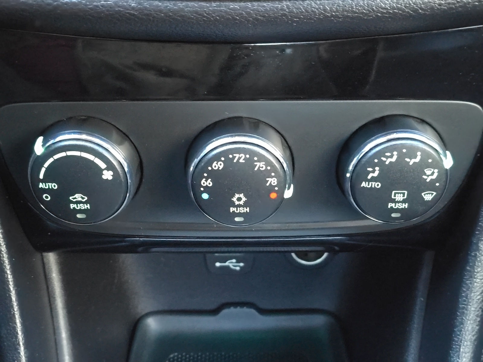 used 2011 Chrysler 200 car, priced at $6,000