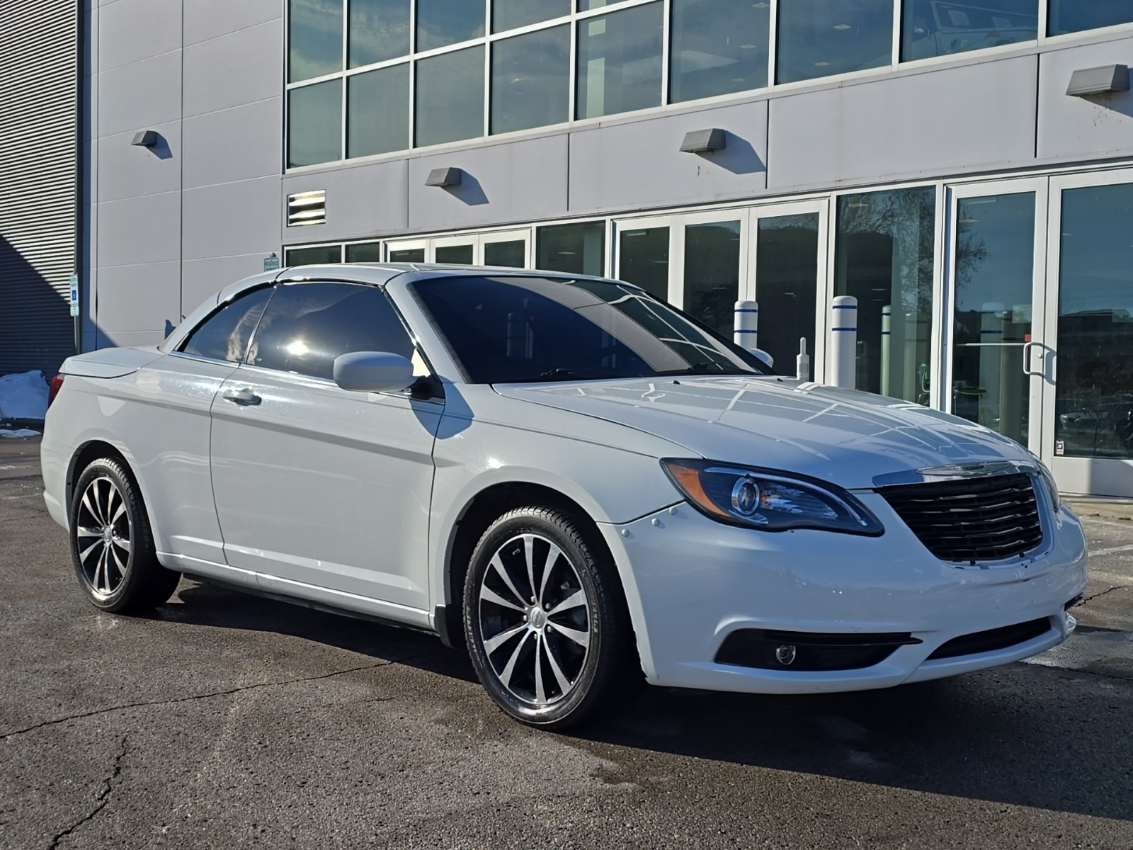 used 2011 Chrysler 200 car, priced at $6,000