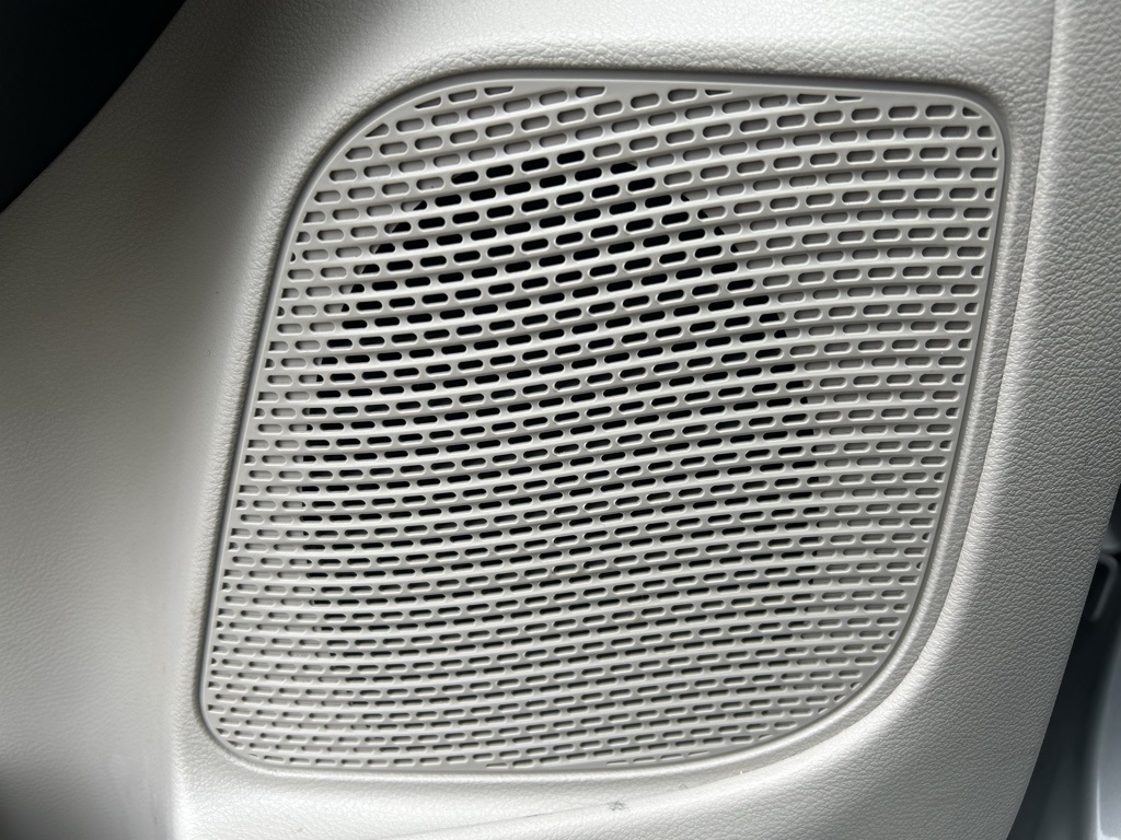 used 2024 Chrysler Pacifica car, priced at $27,500