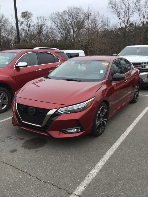 2022 Nissan Sentra SR's photo