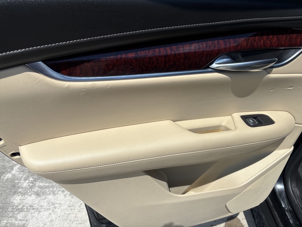 Used 2018 Cadillac XT5 FWD SUV for sale #SP1413 - photo 17