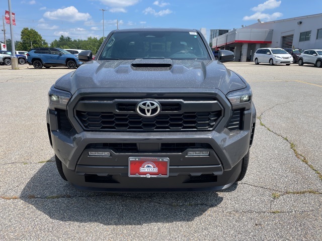 2025 Toyota Tacoma TRD Sport 4x4 Double Cab photo 2