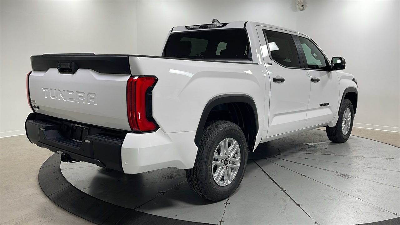 2026 Toyota Tundra SR5 CrewMax photo 4