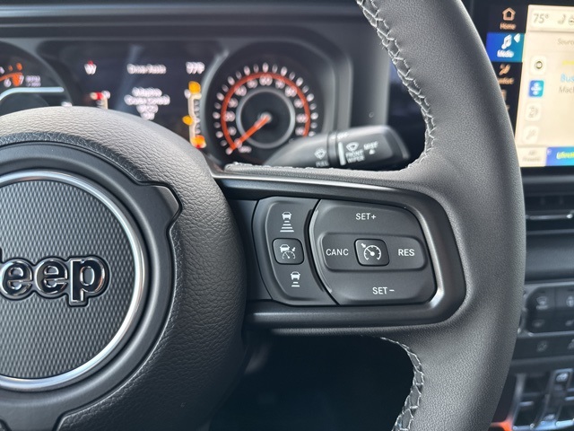 2025 Jeep Gladiator Sport S photo 15