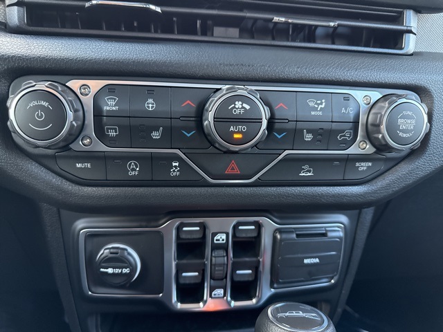2025 Jeep Gladiator Sport S photo 20