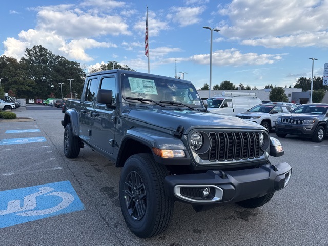 2025 Jeep Gladiator Sport S photo 5