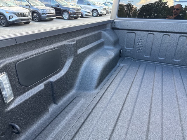 2025 Jeep Gladiator Sport S photo 8