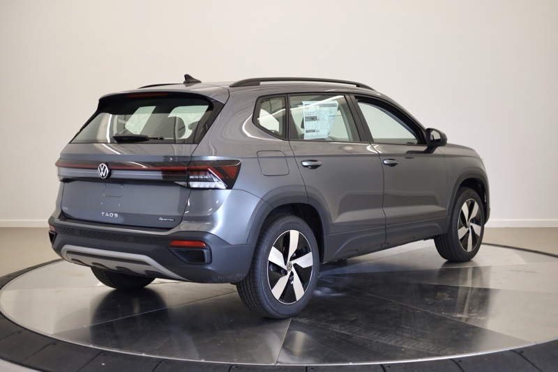 2025 Volkswagen Taos S photo 2
