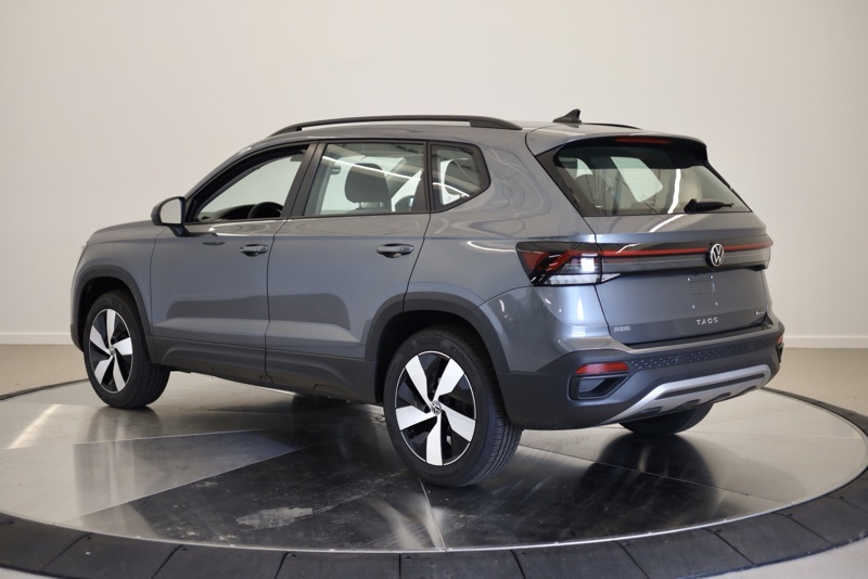 2025 Volkswagen Taos S photo 4