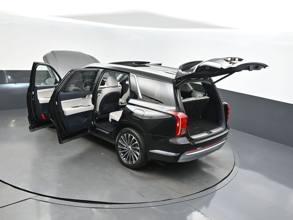 2023 Abyss Black Pearl Hyundai Palisade Calligraphy AWD SUV