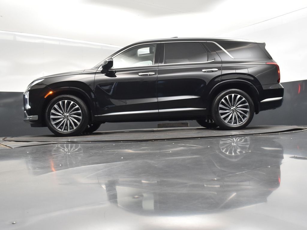 2023 Abyss Black Pearl Hyundai Palisade Calligraphy AWD SUV