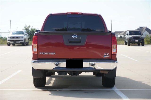 2018 Nissan Frontier SV Crew Cab photo 4