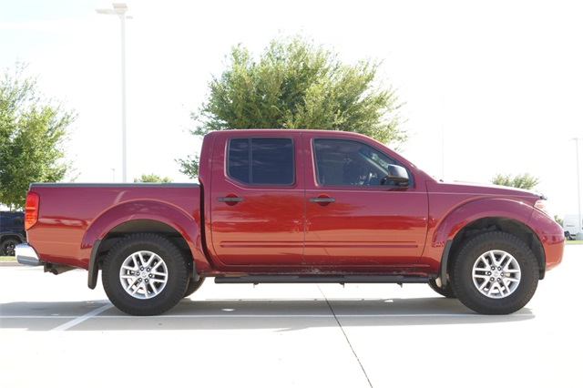 2018 Nissan Frontier SV Crew Cab photo 6