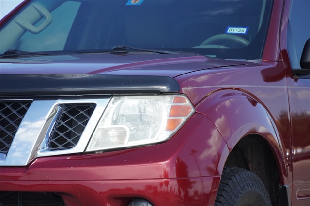 2018 Nissan Frontier SV Crew Cab photo 7