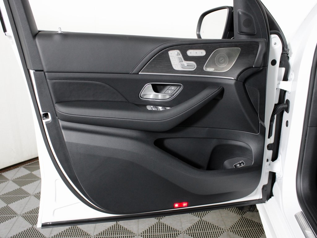 new 2026 Mercedes-Benz GLE car, priced at $98,075