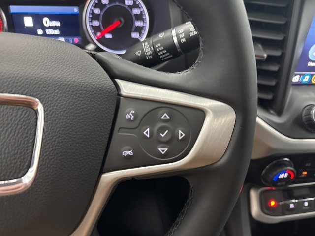 used 2023 GMC Acadia car, priced at $26,600