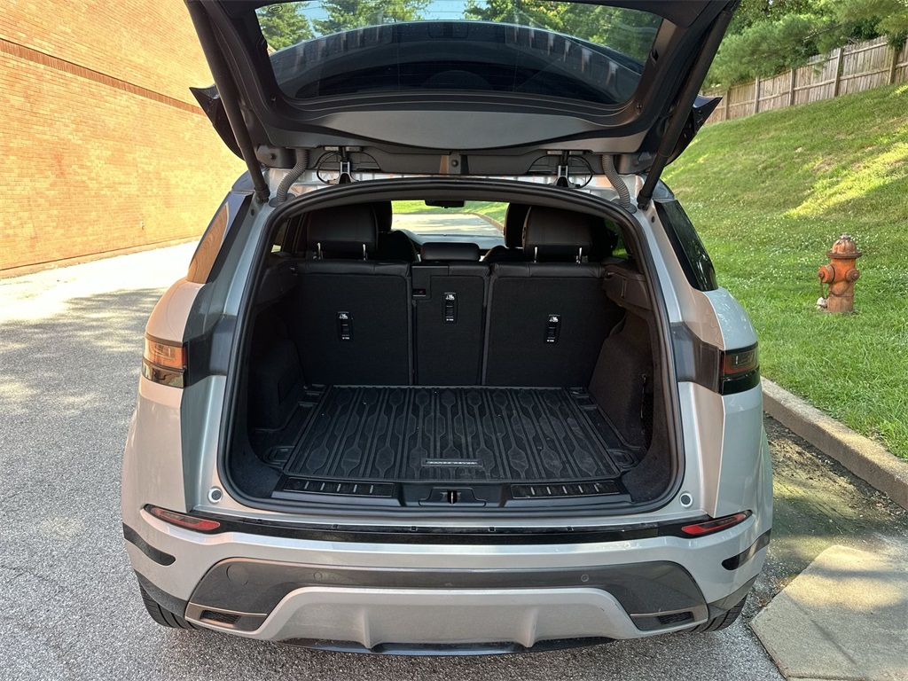 Range Rover Evoque First Edition