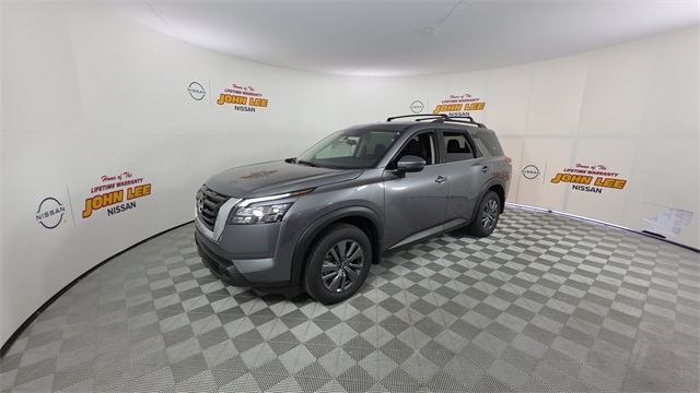 2025 Gun Metallic Nissan Pathfinder SV FWD SUV