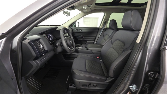 2025 Gun Metallic Nissan Pathfinder SV FWD SUV