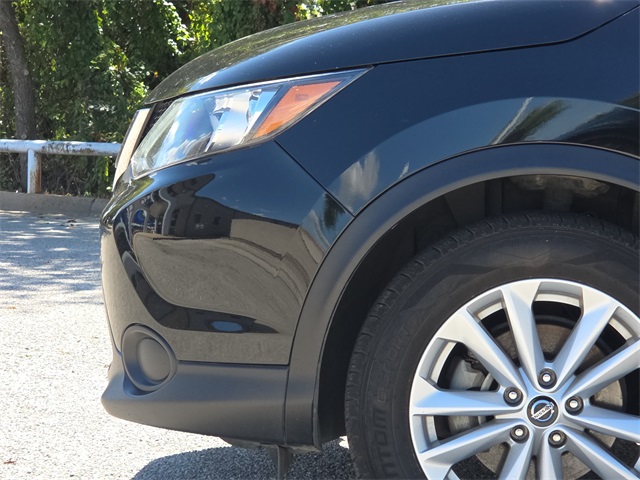 2019 Nissan Rogue Sport SV photo 4