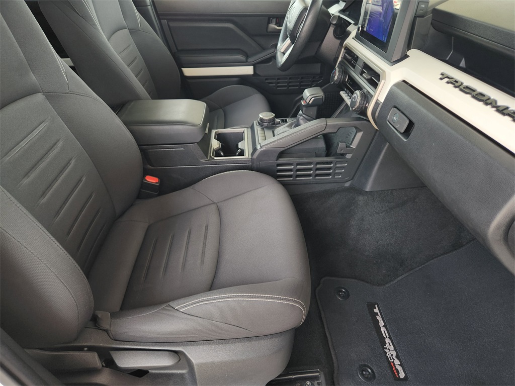 2024 Toyota Tacoma TRD Sport photo 13