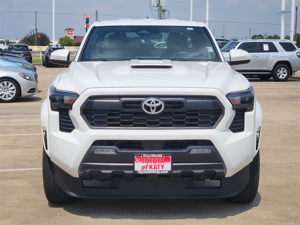 2024 Toyota Tacoma TRD Sport photo 2