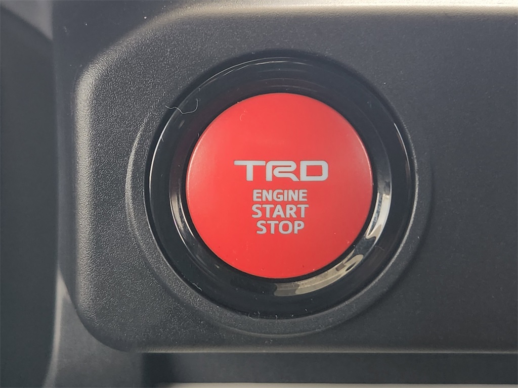 2024 Toyota Tacoma TRD Sport photo 18