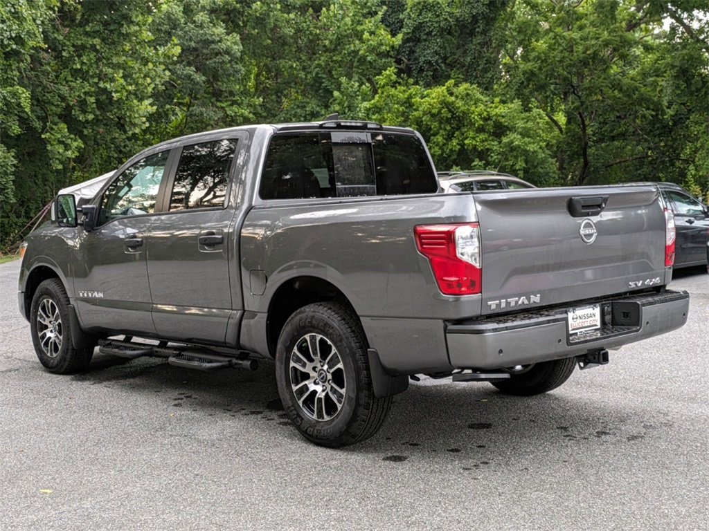 2023 Nissan Titan
