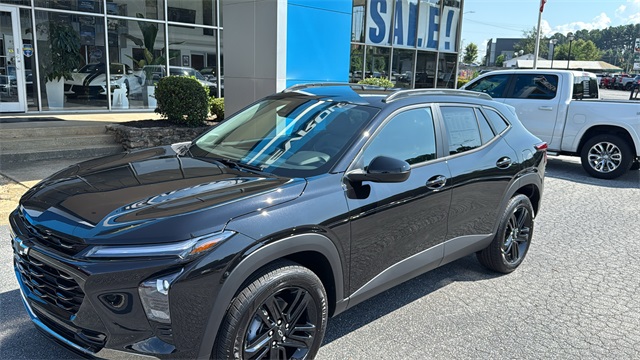 new 2025 Chevrolet Trax car, priced at $26,930