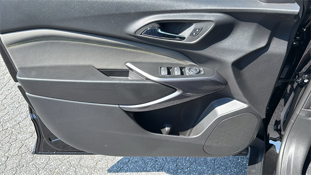 new 2025 Chevrolet Trax car, priced at $26,930