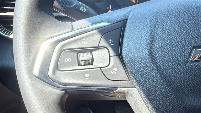 new 2025 Chevrolet Trax car, priced at $26,930