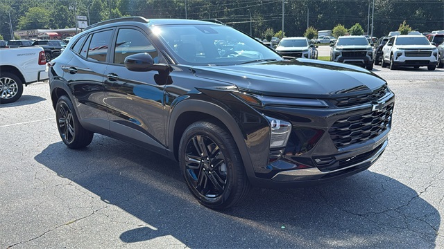 new 2025 Chevrolet Trax car, priced at $26,930