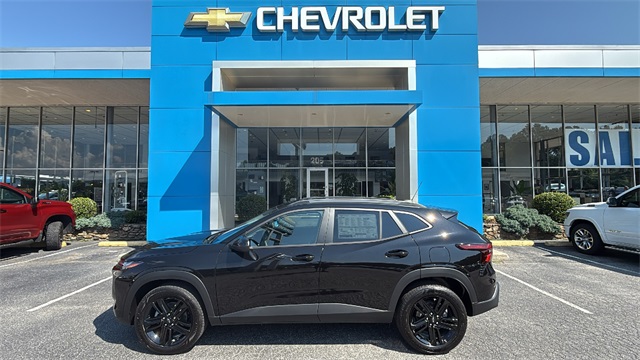 new 2025 Chevrolet Trax car, priced at $26,930