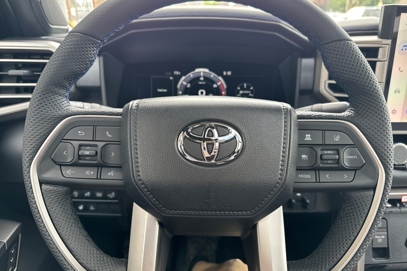 2026 Toyota Tundra Platinum CrewMax photo 20