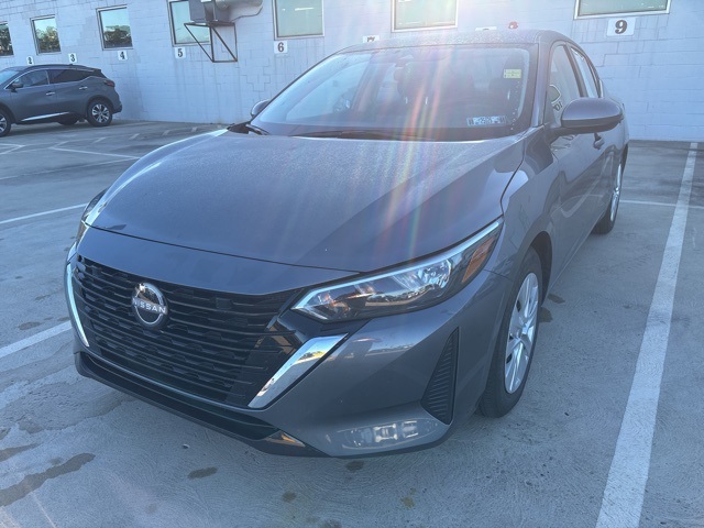 2025 Nissan Sentra SV photo 2