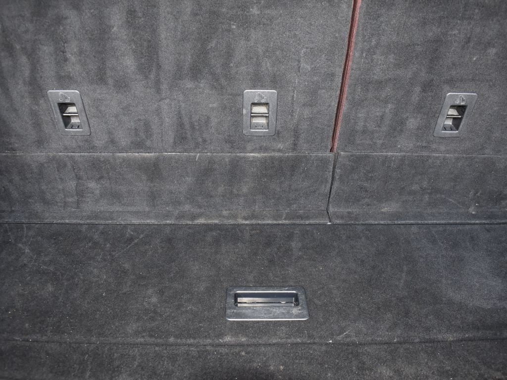 2023 Oxford White Ford Expedition Limited 4X4 SUV