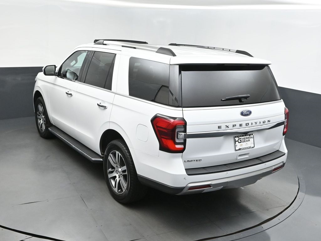 2023 Oxford White Ford Expedition Limited 4X4 SUV