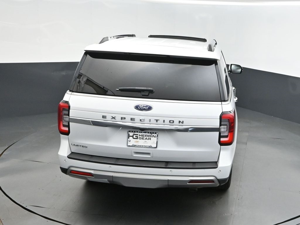2023 Oxford White Ford Expedition Limited 4X4 SUV