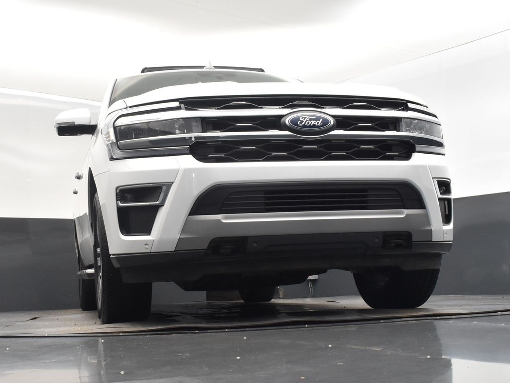 2023 Oxford White Ford Expedition Limited 4X4 SUV
