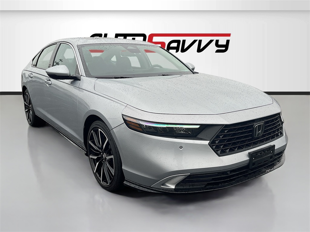 2025 Honda Accord Hybrid Touring's photo